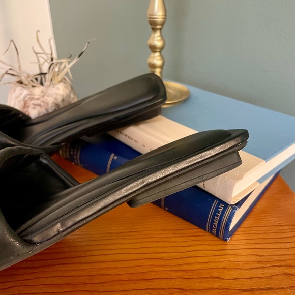 Franco Sarto Caris Black Slide Sandals - Picture 6 of 11